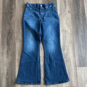 Lucky Brand Flare Jeans.  Women’s size 12/31. Dark wash.
